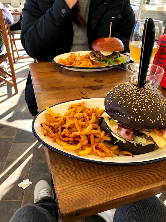 Hollywood Beach Calafell