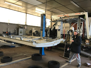 Photo n°13 de Carrosserie Mosellane à Thionville (Magasin de pneumatiques d'occasion)