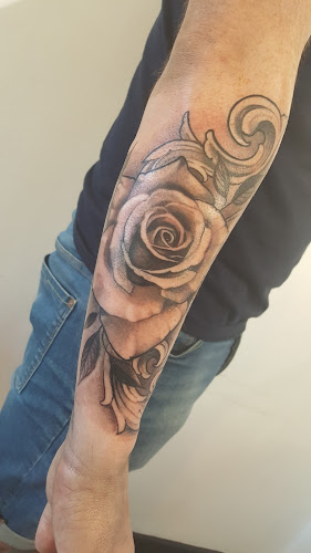Black Lantern Tattoo - Southampton