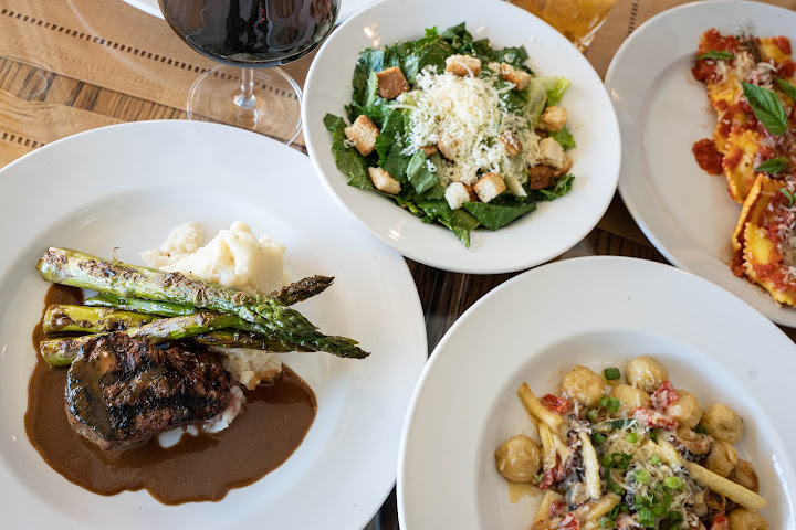 Oliver's Corner Bistro by null