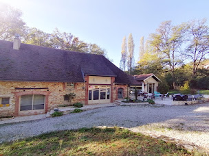 Photo n°3 de Auberge du botaniste à Boissières (Piscine extérieure)