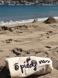 Photo n°14 de Ô Pieds Nus - Club de plage, restaurant et transats à Canet-en-Roussillon (Bar à vin)