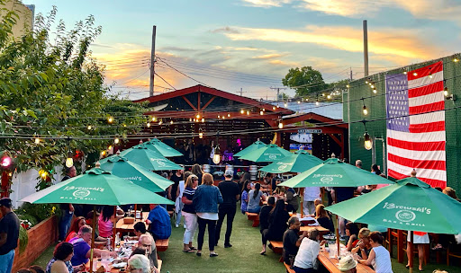 Brewski's Bar & Grill - Thumbnail