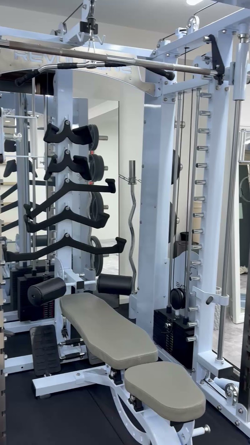 LIA PILATES マシンピラティス×トレーニング パーソナルジム