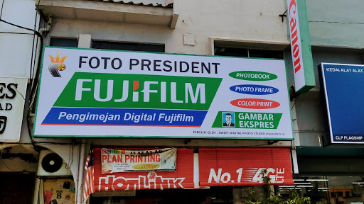 Sweet Digital Photo Studio (Foto President)