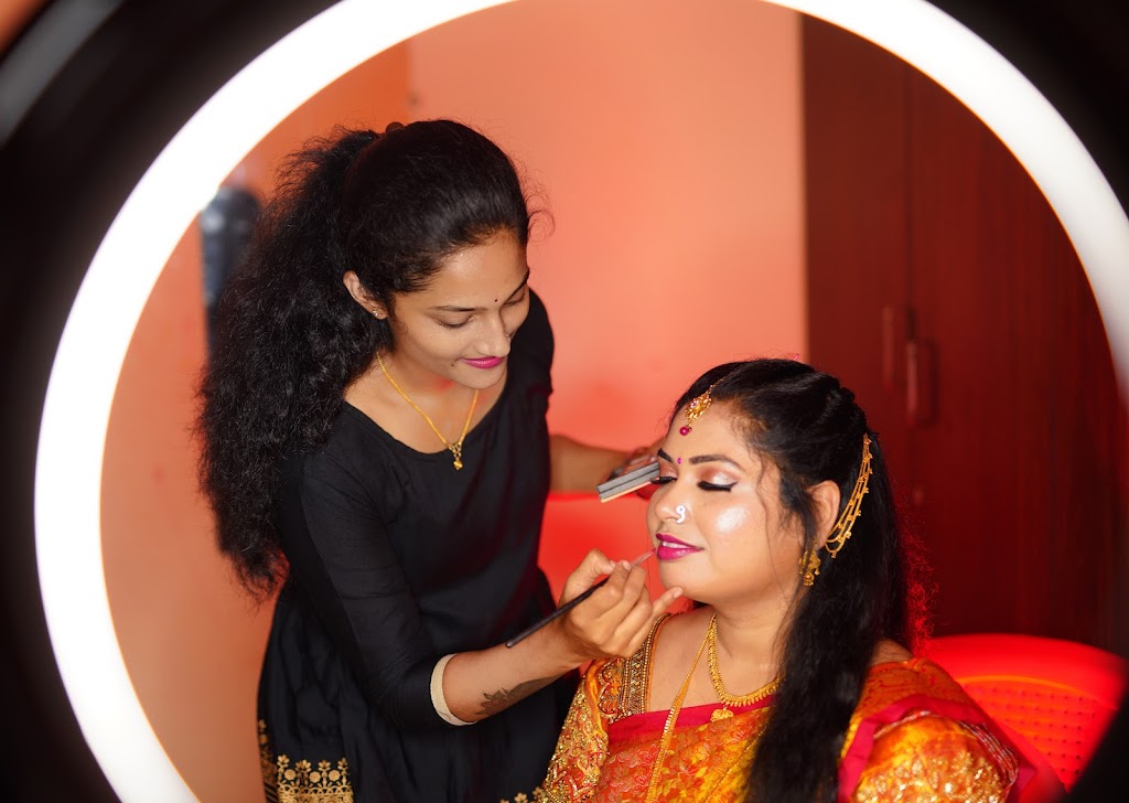 Stunning Glow Makeover Studio