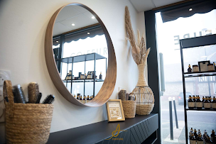 Photo n°9 de A.J Tendance à Heudebouville (Salon de coiffure)