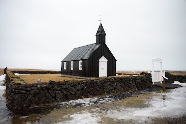 Buoakirkja Black Church