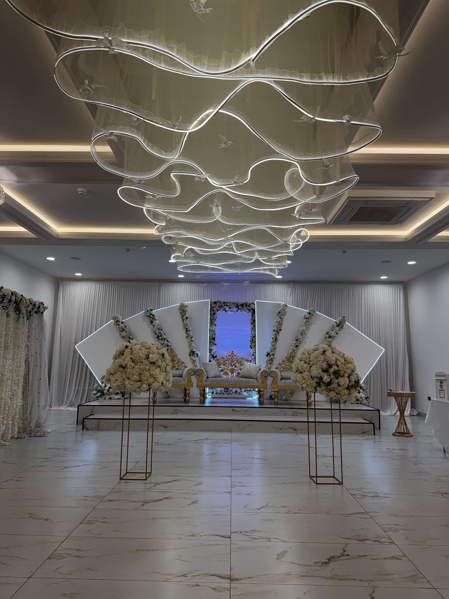 The Wedding Specialists - Decorators - photo 1