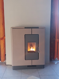 Photo n°4 de Poêles et cheminée SEGUIN by MJR -Expert Chaleur Bois/ ST NAZAIRE TRIGNAC à Trignac (Magasin de poêles à bois)