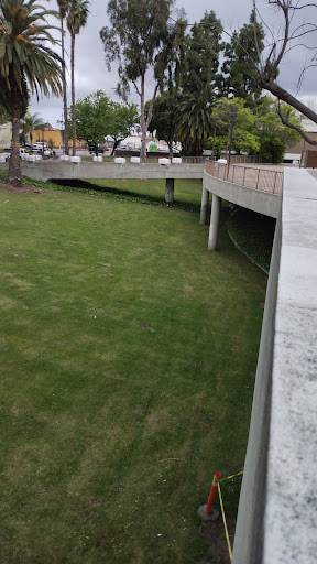 Compton Courthouse - Visual