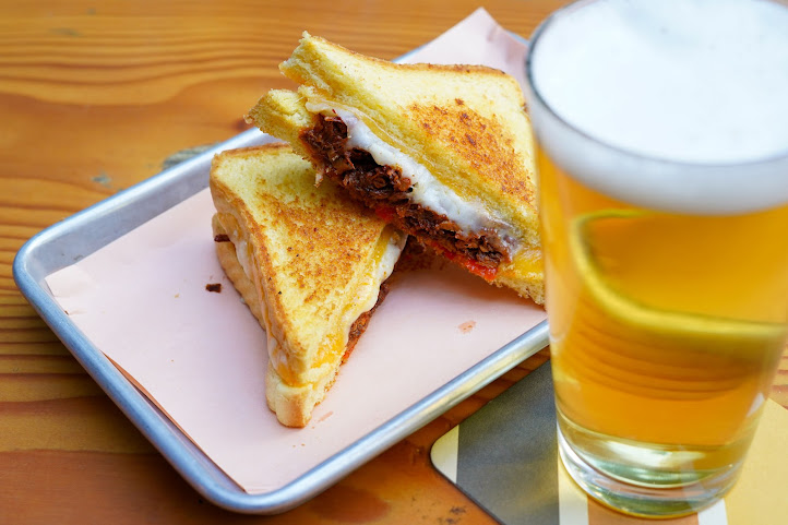 Trade Winds Tavern by null