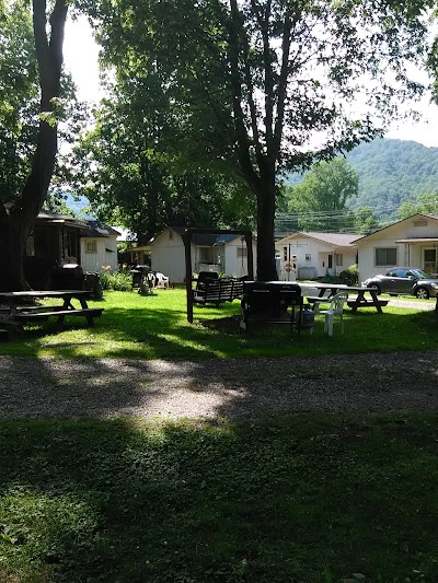 Photos of Alamo Motel and Cottages