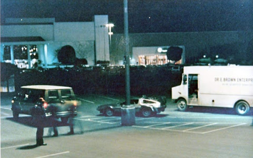 Twin Pines Mall - Thumbnail