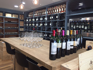 Photo n°3 de SAINT EMILION BOUTIQUE WINES à Saint-Émilion (Magasin de vins et spiritueux)