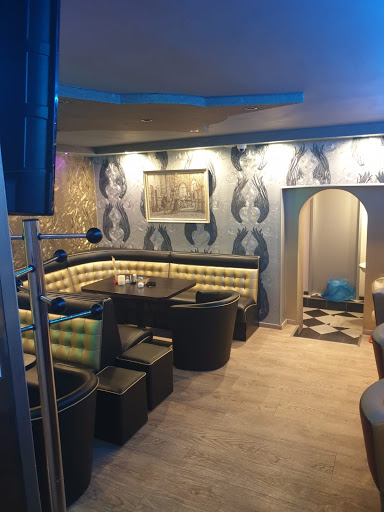 Emil's Bar - Visual
