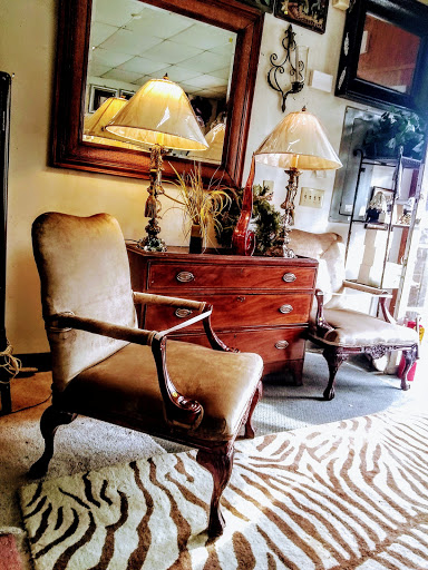 Miss Mo's Home Furnishings - Thumbnail