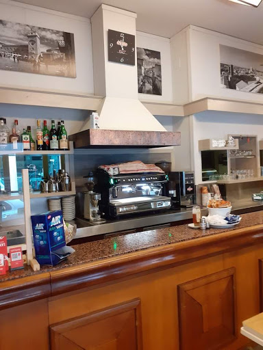 Bar Sossi - Visual
