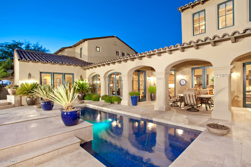 Ultimate Estates - Visual