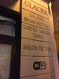 Photo n°21 de MEZZA LUNA à Arles (Marchand de glaces)