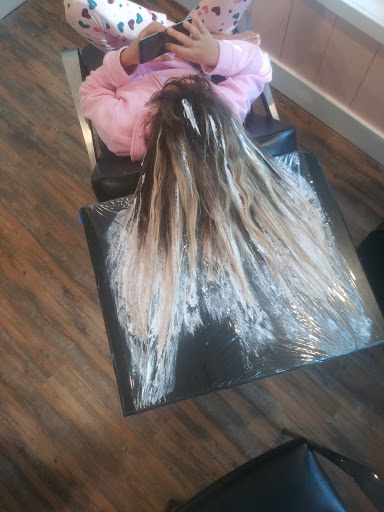 Kimberly's Hair Design Studio - Thumbnail