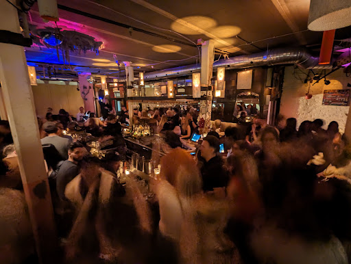 Philemon Bar - Visual