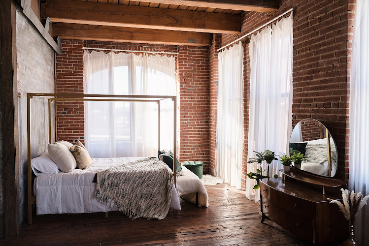 Emily Steele Studios — photography studio in Kansas City, MO