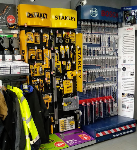 Screwfix Southampton - Millbrook - Thumbnail