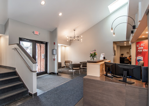 RE/MAX Realty Group