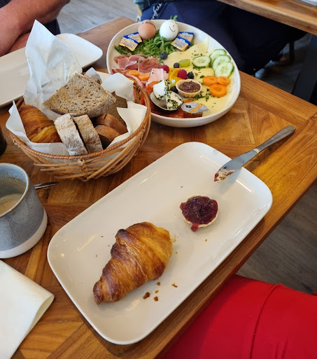 Café Taluu - Thumbnail