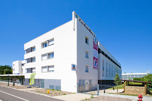 Photo n°2 de Résidence étudiante Saint Quentin en Yvelines, Les estudines à Montigny-le-Bretonneux (Résidence universitaire)