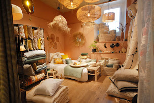 Photo n°27 de SOUIRA Créateurs d'histoires à Vannes (Magasin d'ameublement et de décoration)