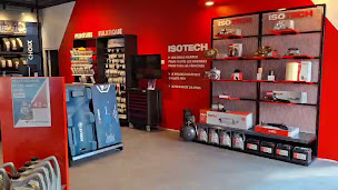 Photo n°2 de Autodistribution à Taden (Magasin d'accessoires pour poids lourds)