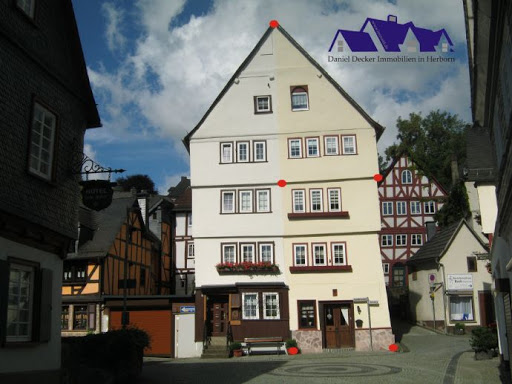 Daniel Decker Immobilien - Immobilienmakler