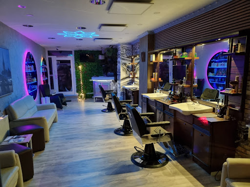 Charisma Cut - Herrenfriseur - Lübeck