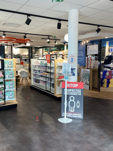 PHARMACIE MAUPASSANT