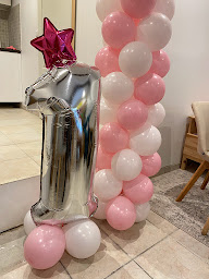 Photo n°9 de Ballons Super Licorne à Rians (Magasin d'articles de fête)