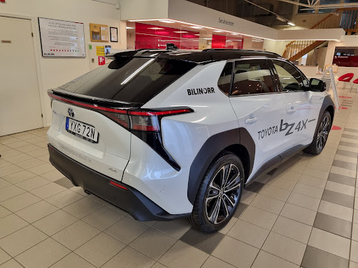 Bilcenter i Sundsvall-Toyota - Thumbnail