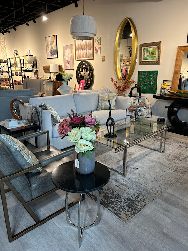 Sue's Chic Interiors - Visual