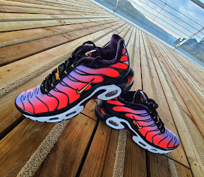 Photo n°5 de YsB Your sneakers binks à Fromentières (Magasin de chaussures)