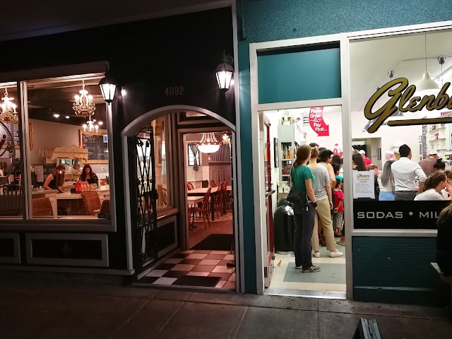 Glenburn Soda Fountain & Confectionery