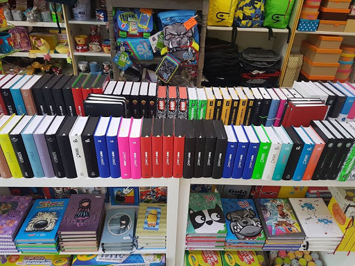 Gioca Idea (cartoleria, punto di ritiro USB) Gallery - Italy