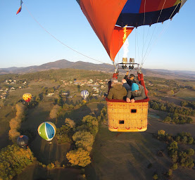 Photo n°16 de MONTGOLFIÈRES & Cie à Quintenas (Agence de voyages)
