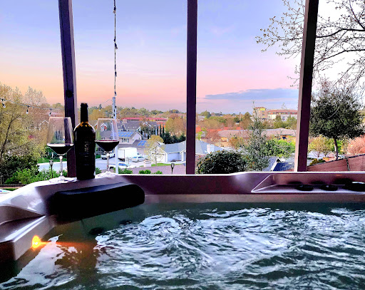 Hillside Wine Escape Gallery - United States