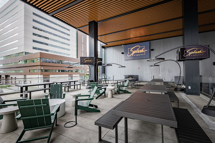 Splash Sports Bar at Thrive City by null