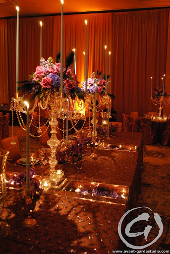 Avant-Garde William & Company Floral Design Studio - Thumbnail