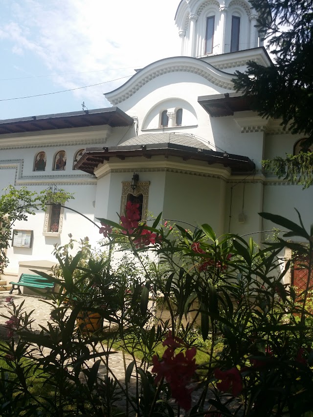 Schitul Darvari Church