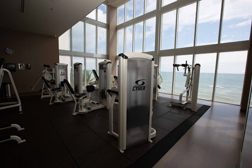 Beach Club Hallandale - Official Realtor - Thumbnail