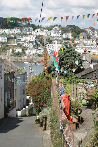 Polruan Hill Car Park - Thumbnail