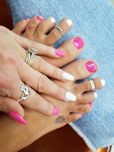 Tracy's Nails - Visual